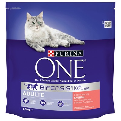 PURINA ONE Chat Adulte - au Saumon et aux Céréales Complètes - 1,5 KG - Croquettes pour chat adulte